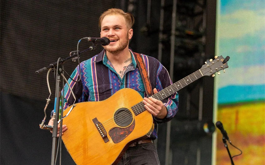 zach bryan net worth