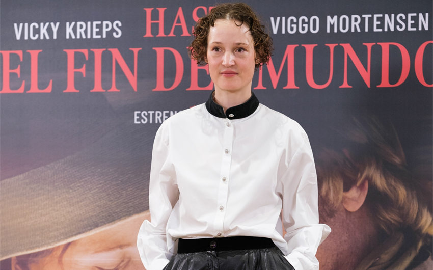 vicky krieps husband