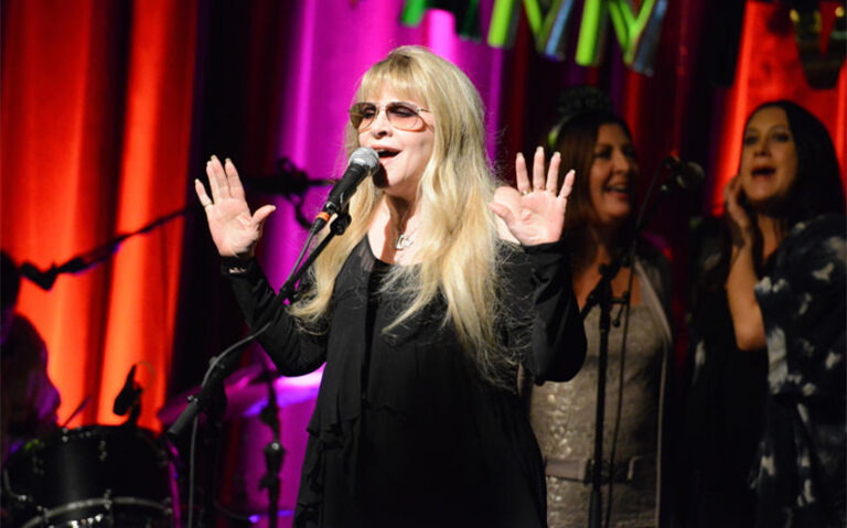 what is stevie nicks' net worth